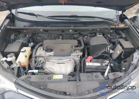 2018 Toyota Rav4 Le z USA, uszkodzony, nr VIN JTMBFREV2JJ717396